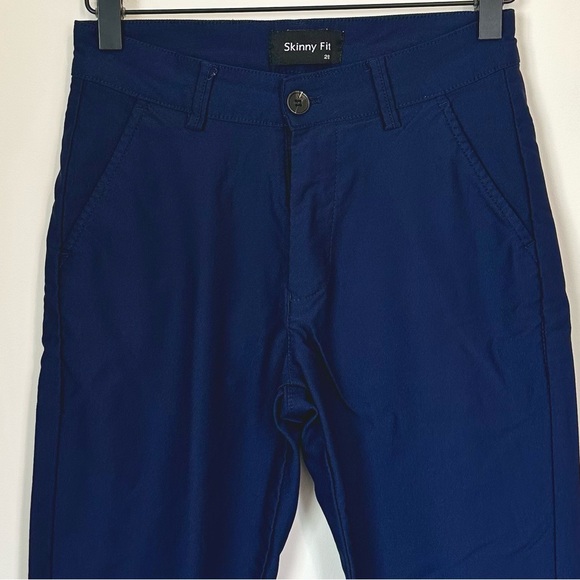 Classic Navy Men's Chinos - Size: 28 - Picture 4 of 6